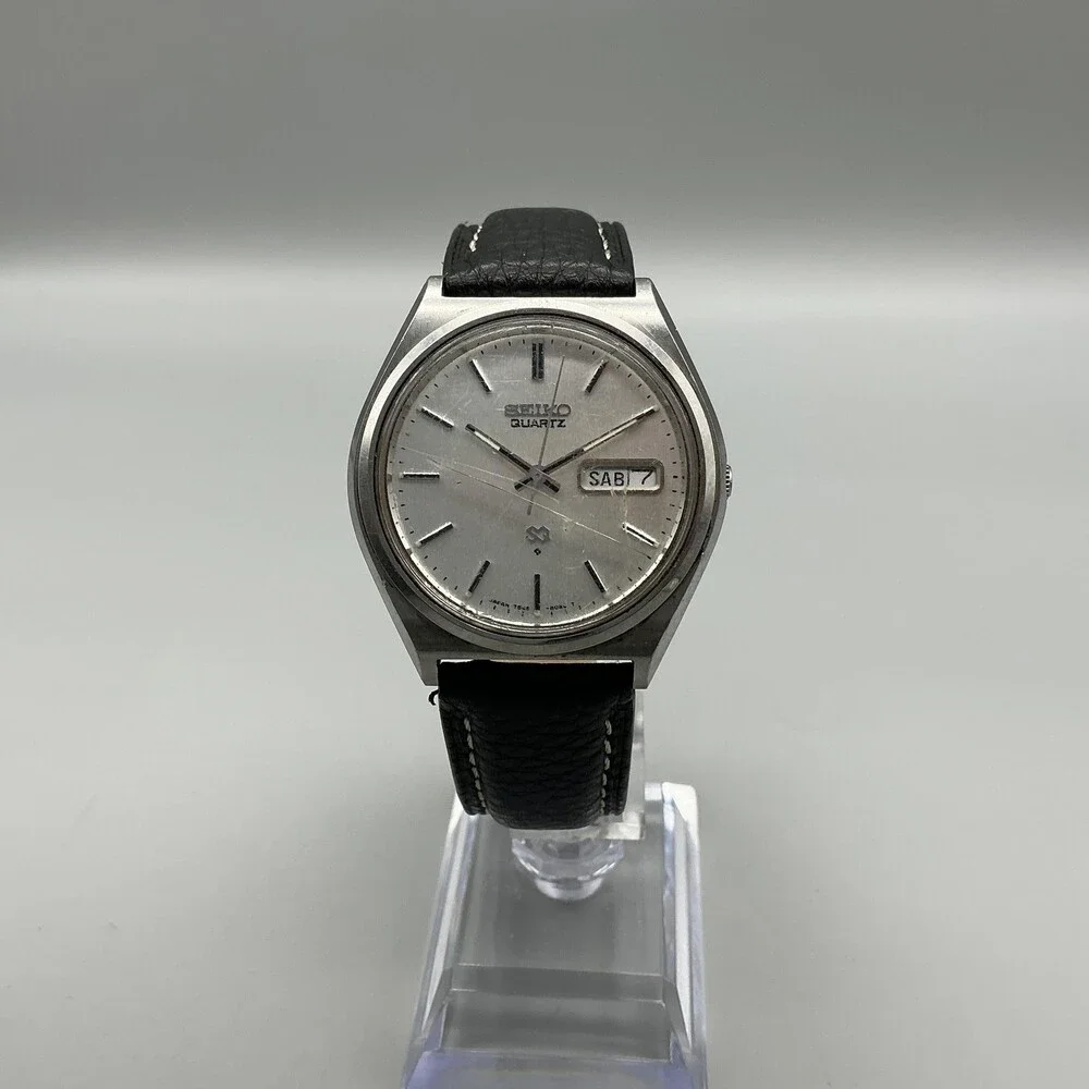 Vintage Seiko Quartz Mens Watch 37mm Date 7123-8239 Cracked Crystal New Battery
